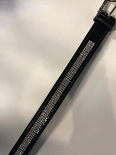 QHP ZWART LEREN RIEM LAK MET STEENTJES